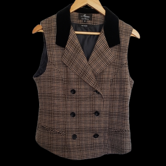 alanni Jackets & Blazers - 2 for $32 VINTAGE wool plaid and velvet collared buttondown vest